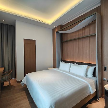 Ra Suites Simatupang Yakarta Exterior foto