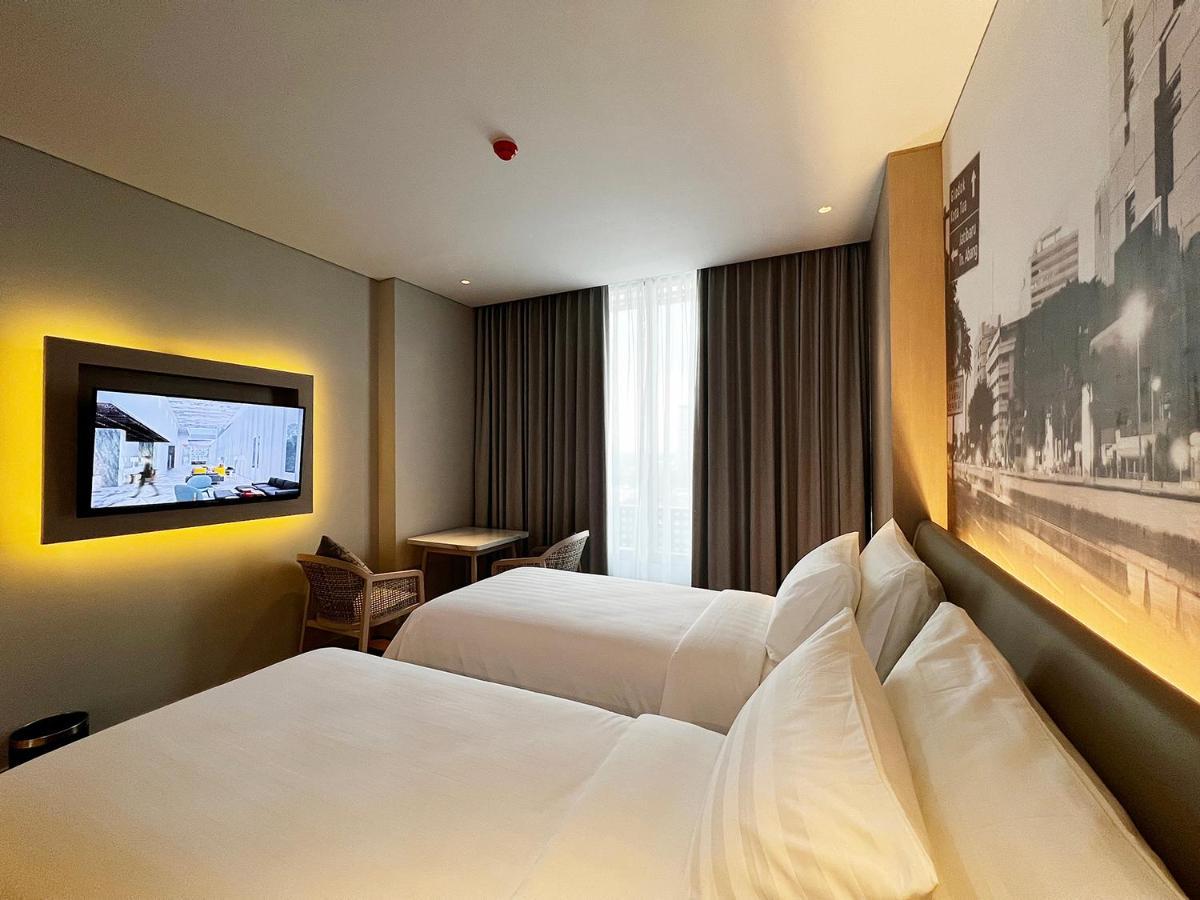 Ra Suites Simatupang Yakarta Exterior foto