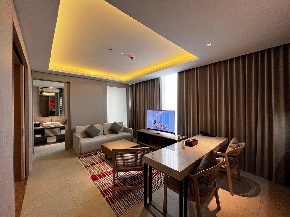 Ra Suites Simatupang Yakarta Exterior foto