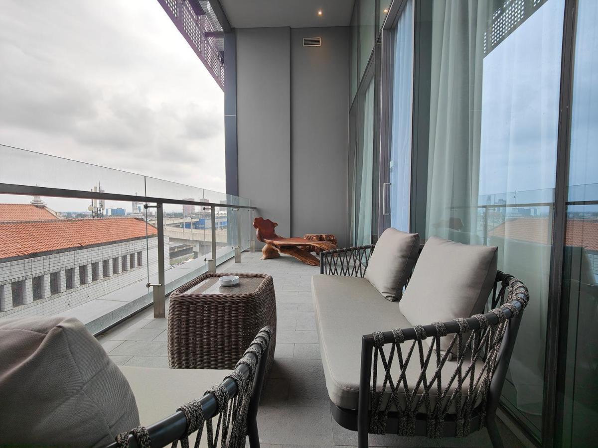 Ra Suites Simatupang Yakarta Exterior foto