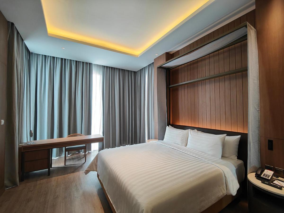 Ra Suites Simatupang Yakarta Exterior foto