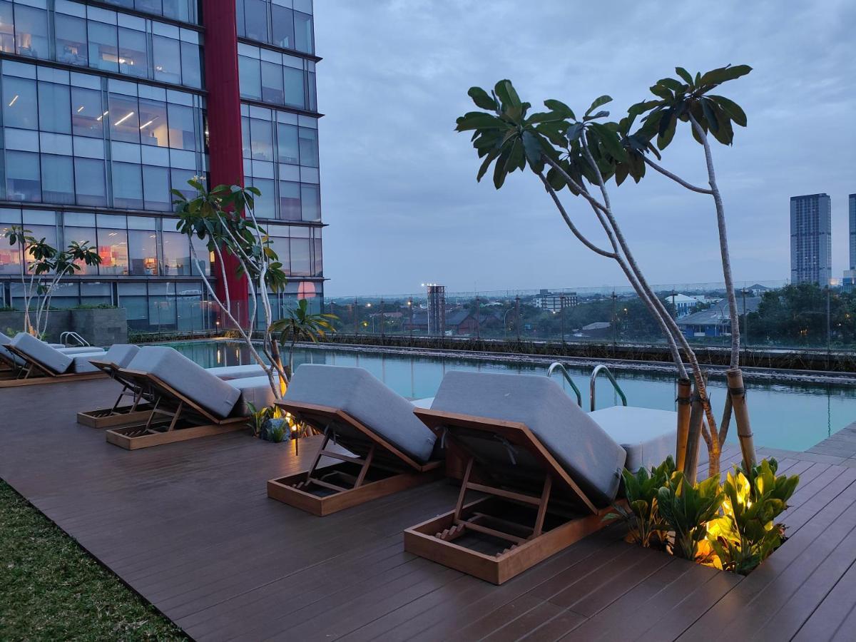 Ra Suites Simatupang Yakarta Exterior foto