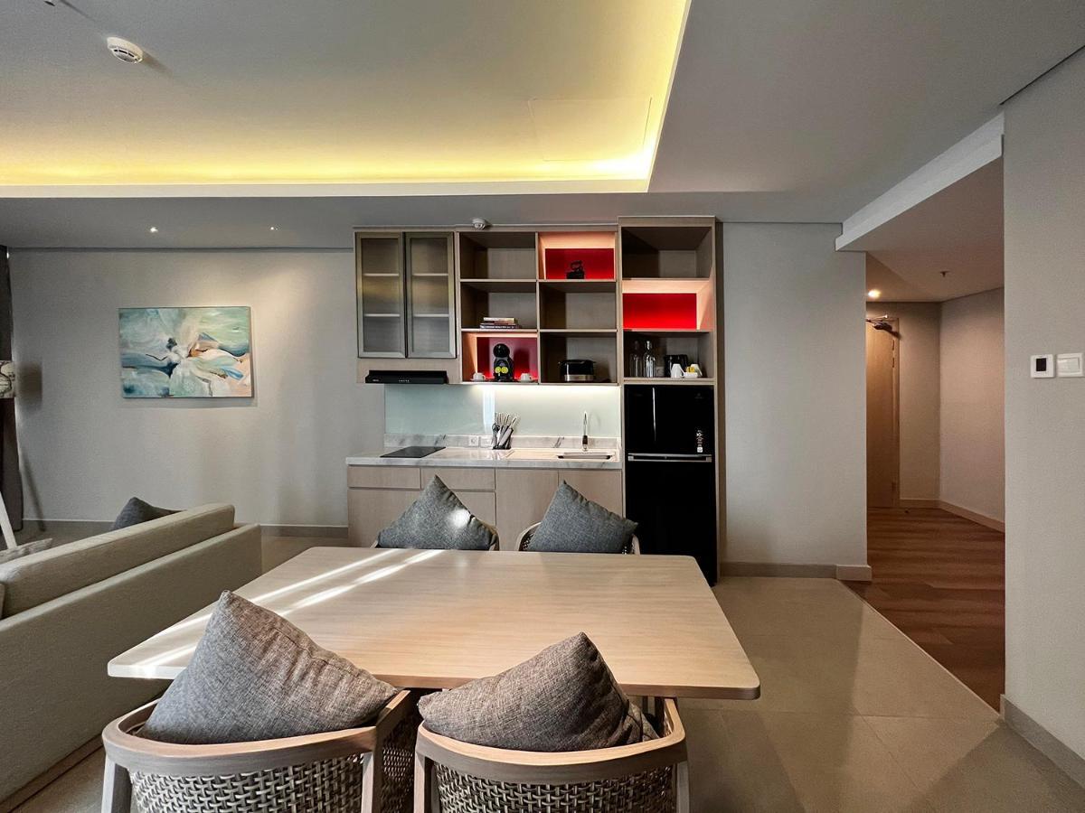 Ra Suites Simatupang Yakarta Habitación foto